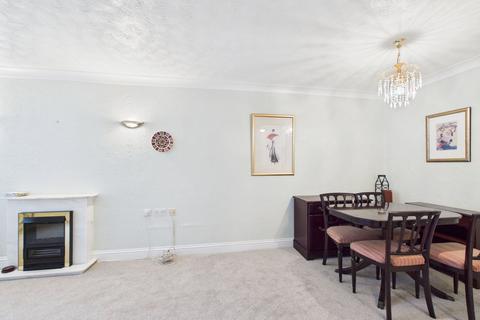 2 bedroom apartment for sale, Black Moss Lane, Hillside Court Black Moss Lane, L39