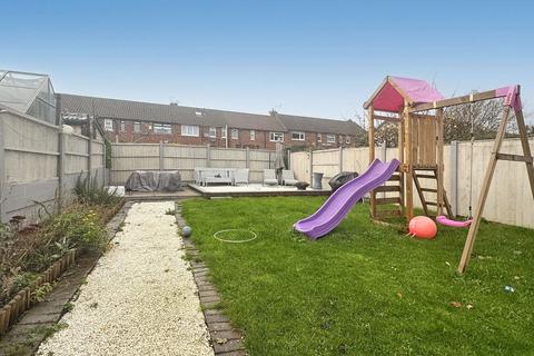 3 bedroom mews for sale, Crown Avenue, Widnes