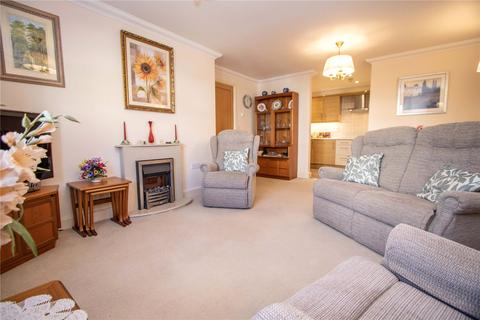 undefined, Crapstone, Yelverton