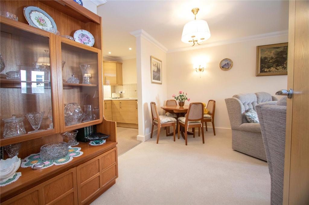 Living Room/Diner