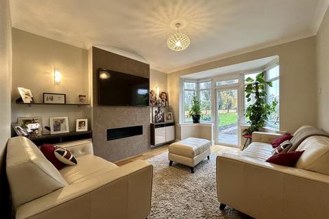 3 bedroom detached house for sale, Bromsgrove Road, Hunnington, Halesowen