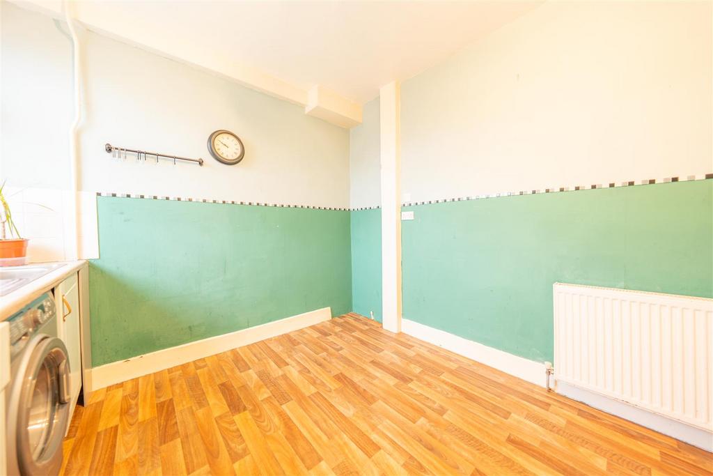 Darnhall inside-6.jpg