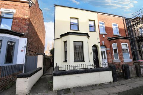 3 bedroom semi-detached house for sale, Alma Street, Eccles, M30