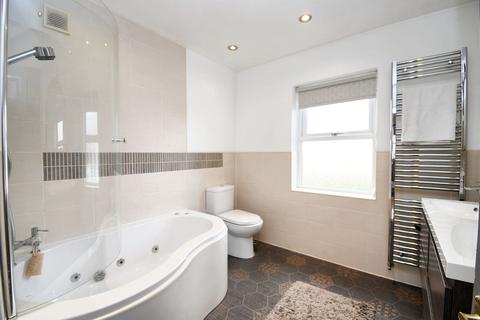 3 bedroom semi-detached house for sale, Alma Street, Eccles, M30