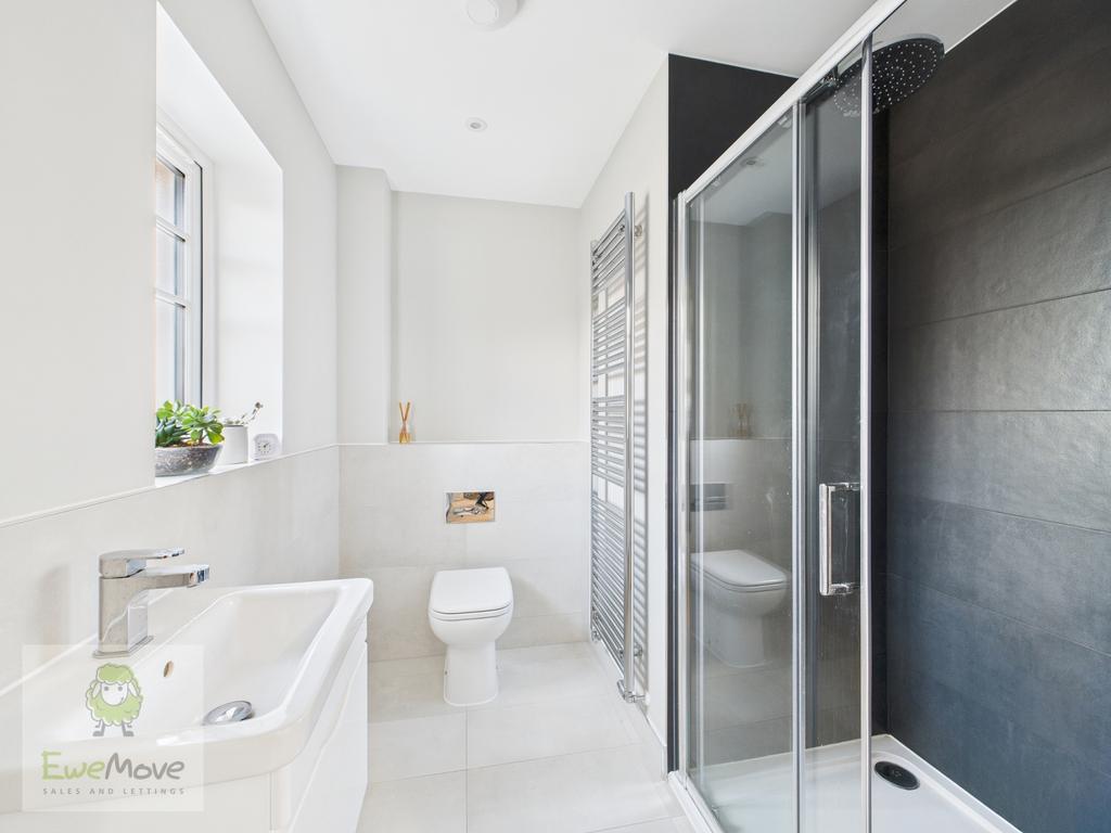 Ensuite Shower Room
