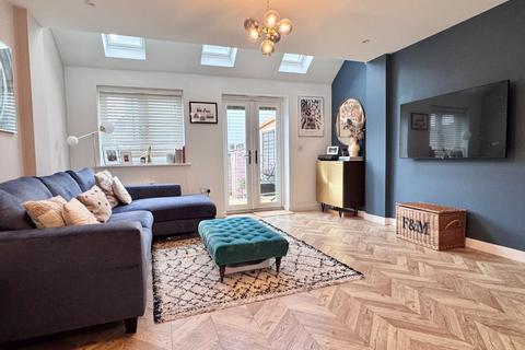 undefined, Eton Walk, Kent CT19