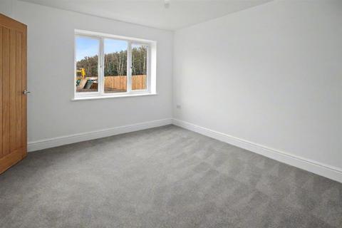 3 bedroom semi-detached house for sale, Great Barford MK44