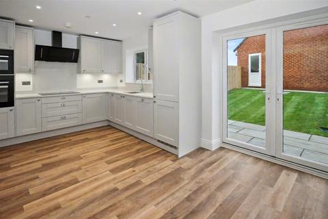 3 bedroom semi-detached house for sale, Great Barford MK44