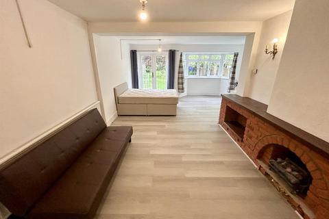 undefined, Room 2, Hart Road
