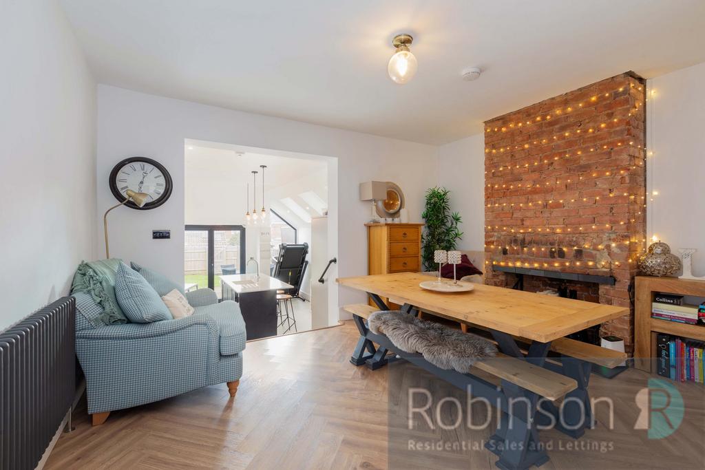 67 Clare Road-10