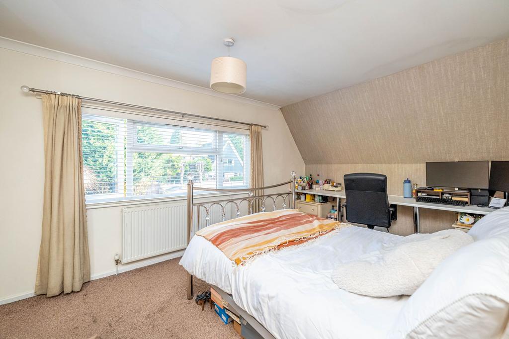 Upstairs Bedroom 1