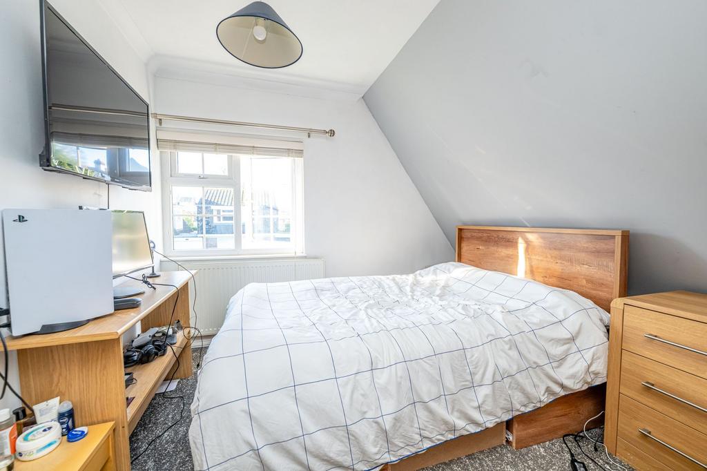 Upstairs Bedroom 2