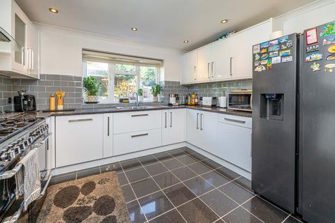 undefined, Ross Close, Wolverhampton, WV3
