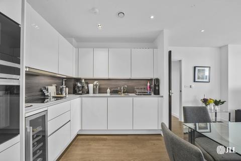 2 bedroom apartment for sale, Skyline Apartments, Devan Grove, N4