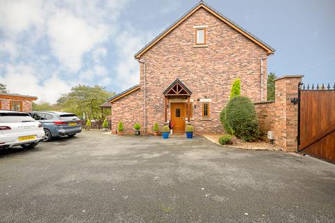 6 bedroom detached house for sale, Hall Lane, Ormskirk L40