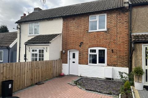 2 bedroom house to rent, Maidstone Road, Felixstowe IP11