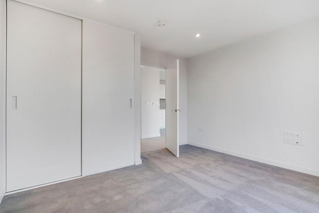 11 Bedroom 5