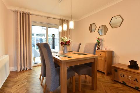 undefined, Greenfields Road, Kingswinford DY6