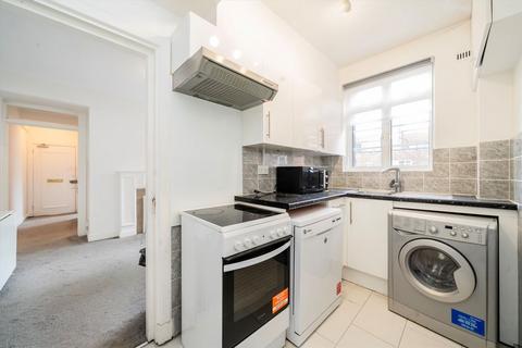 1 bedroom flat to rent, Hammersmith Road, London W6