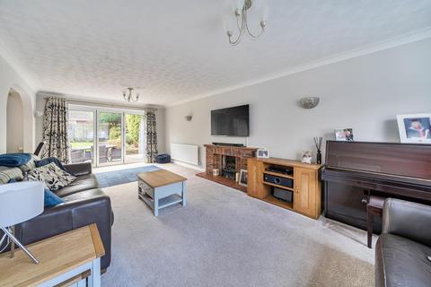 undefined, Bisley,  Surrey,  GU24