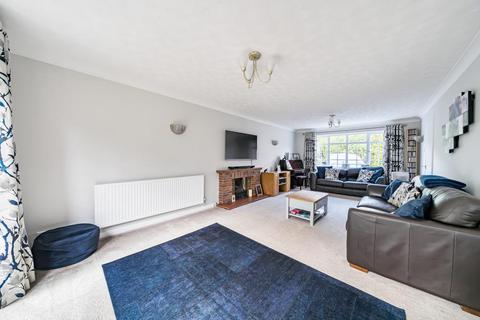 undefined, Bisley,  Surrey,  GU24