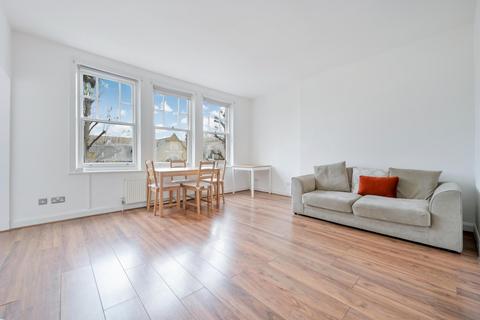 2 bedroom apartment to rent, Fitzjohns Avenue, Hampstead Village, NW3