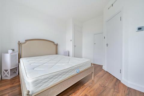 2 bedroom apartment to rent, Fitzjohns Avenue, Hampstead Village, NW3