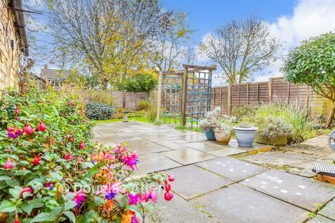 3 bedroom semi-detached house for sale, Frampton Road, Epping CM16
