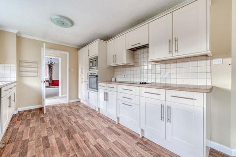4 bedroom detached bungalow for sale, Station Road, Norwich NR15