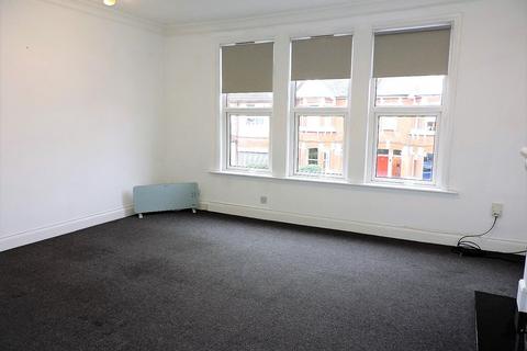 1 bedroom apartment to rent, Cambridge Road, New Malden, KT3