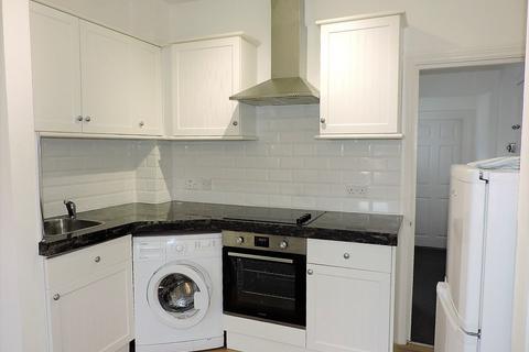 1 bedroom apartment to rent, Cambridge Road, New Malden, KT3