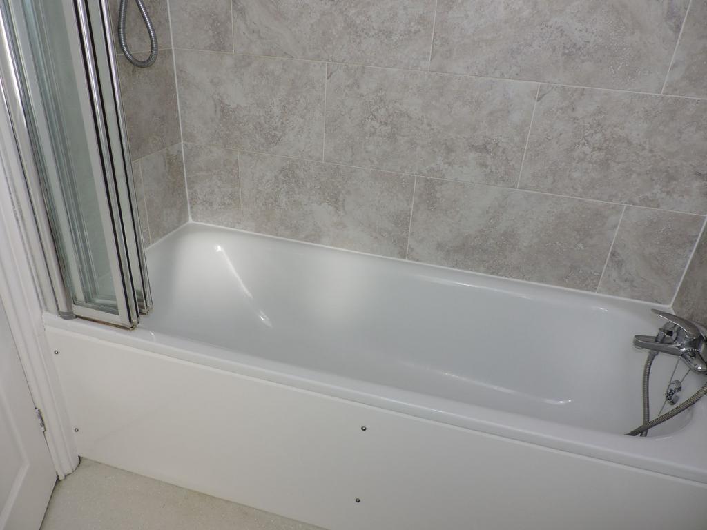Photograph 7