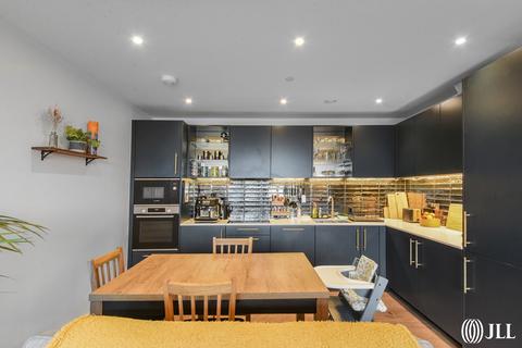 2 bedroom apartment for sale, Alington House, N8
