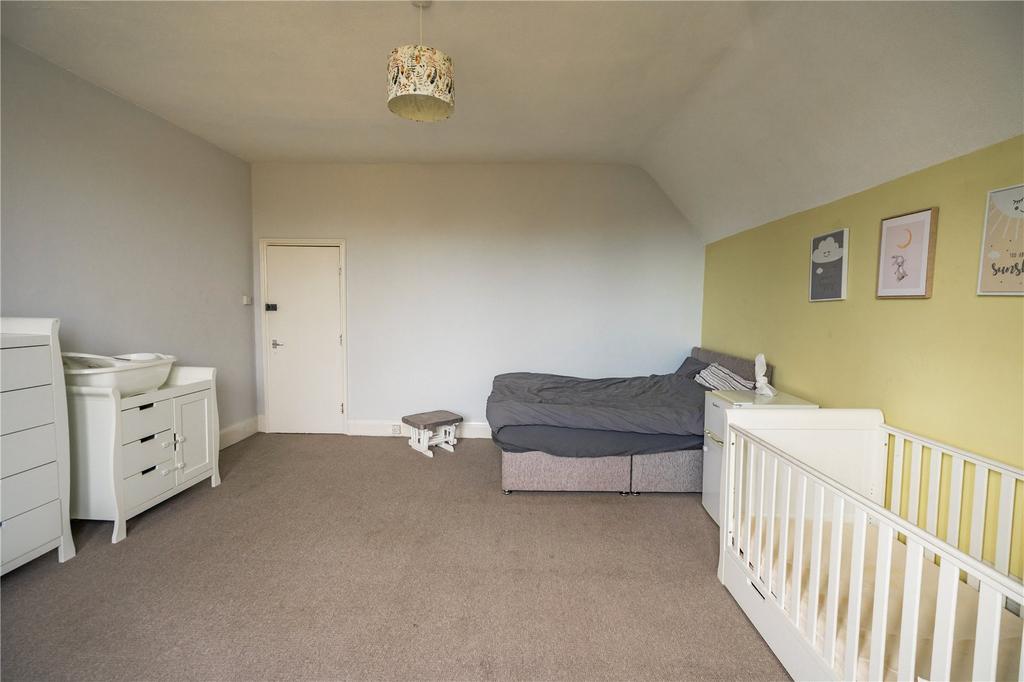 Bedroom 4 (2)