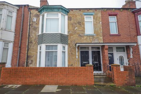 2 bedroom flat to rent, Richmond Road, South Shields