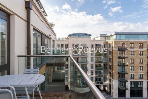 2 bedroom apartment to rent, Parrs Way, Hammersmith W6