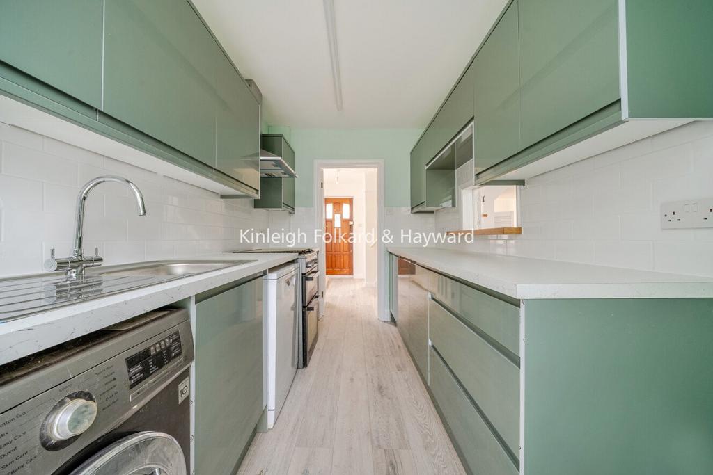 House in London, Red Hill, Elmstead - More