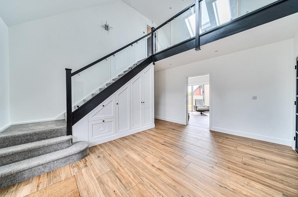 1356069-16-68f273...