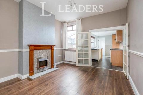 2 bedroom terraced house to rent, Victoria Street, ST4