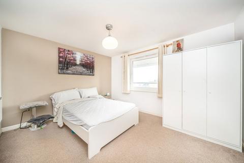 undefined, Highfield Road, Feltham TW13