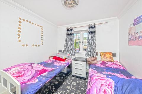 undefined, Kimber Place, Hounslow TW4