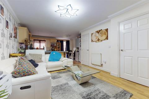3 bedroom detached house for sale, Laxfield Drive, Broughton, Milton Keynes
