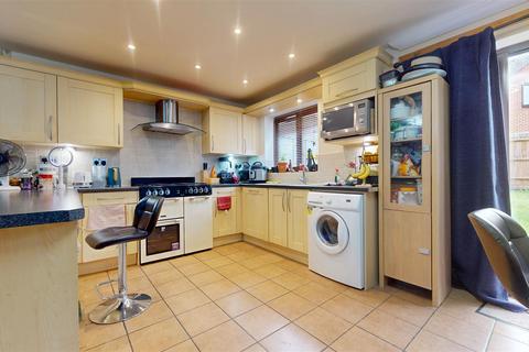 3 bedroom detached house for sale, Laxfield Drive, Broughton, Milton Keynes