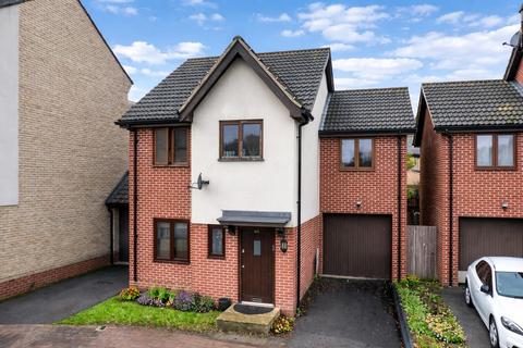 3 bedroom detached house for sale, Laxfield Drive, Milton Keynes MK10