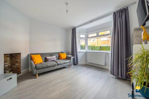 3 bedroom semi-detached house for sale, Hillview Crescent, Surrey GU2