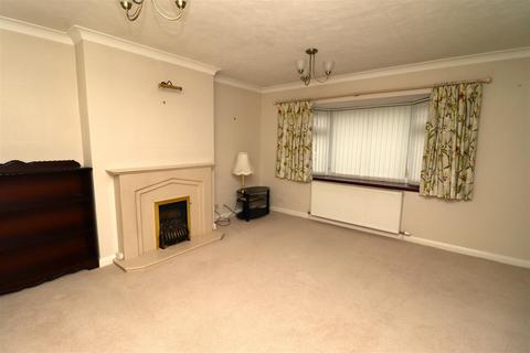 3 bedroom detached bungalow for sale, Chantreys Drive, Elloughton, Brough