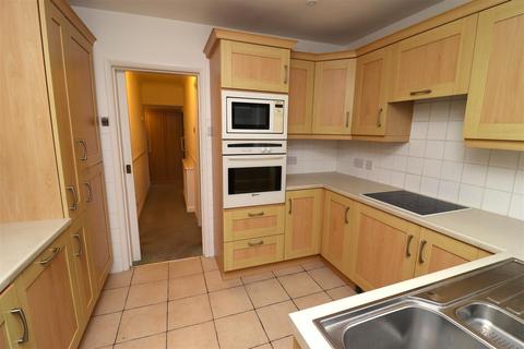 3 bedroom detached bungalow for sale, Chantreys Drive, Elloughton, Brough