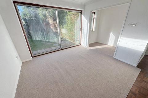 3 bedroom semi-detached house for sale, Conifer Avenue, Lower Parktone, Poole, BH14