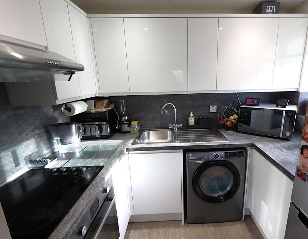 Re-fitted Kitchen