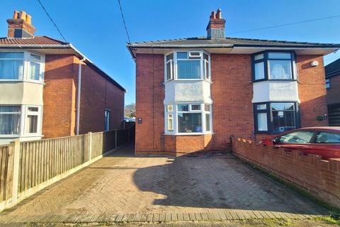 2 bedroom semi-detached house for sale, Compton Road, Central Totton, SO40